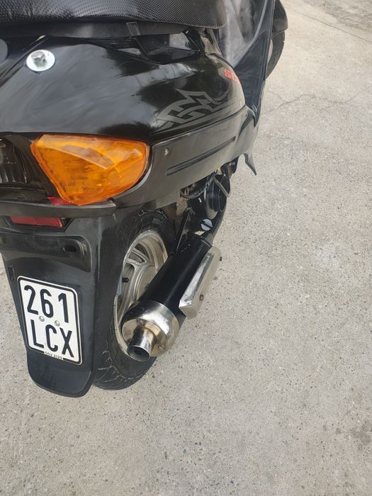 Scuter 49 cc 4t gy6
