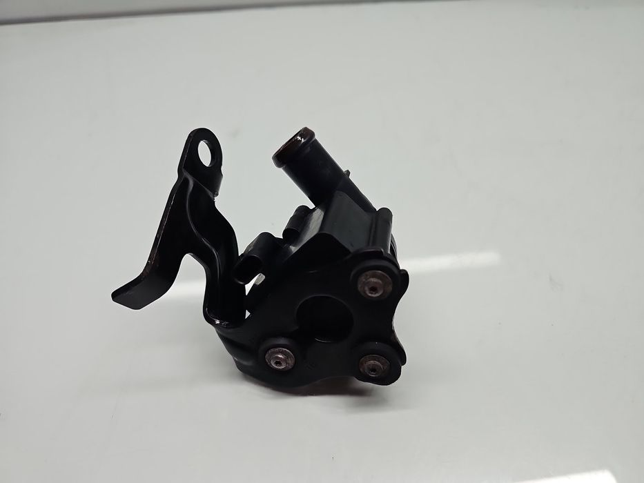 Pompa recirculare apa Skoda Octavia 3 (5E3) [Fabr 2012-2020] 5Q0965561