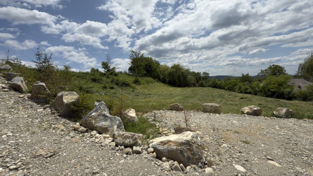 Vand teren curs constructii 1188 m2 Pucioasa