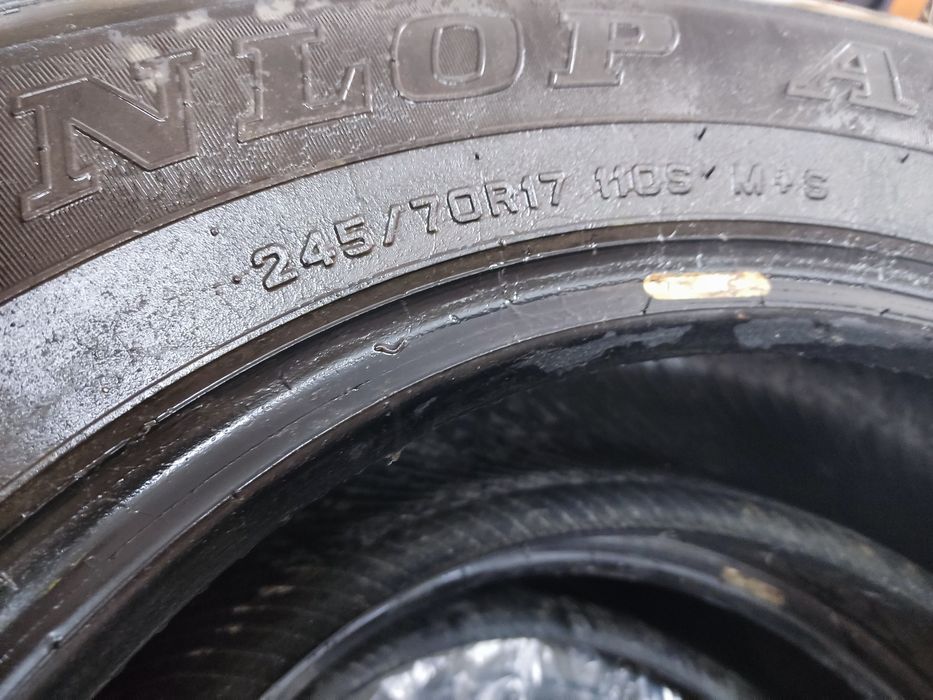 Продам шины 245/70 R17