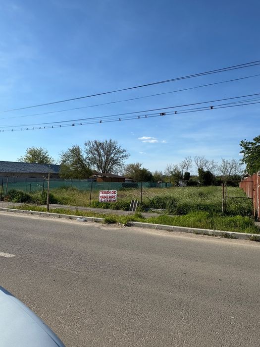 Teren intravilan de vanzare Caracal str.Măceșului -suprafata 676mp