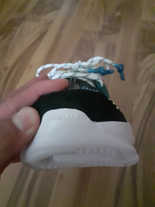 Versace chain reaction blue