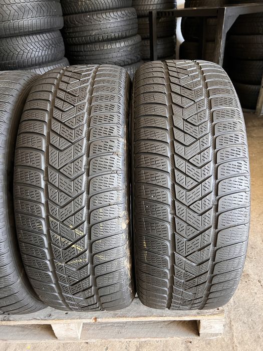 4 anvelope iarna 235/55/19 , pirelli !