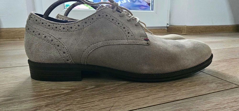Pantofi Tommy Hilfiger Brogue din Piele Întoarsă Naturală Mărimea 42