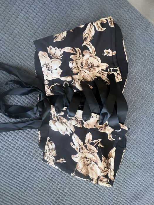 Стилен корсет с връзки