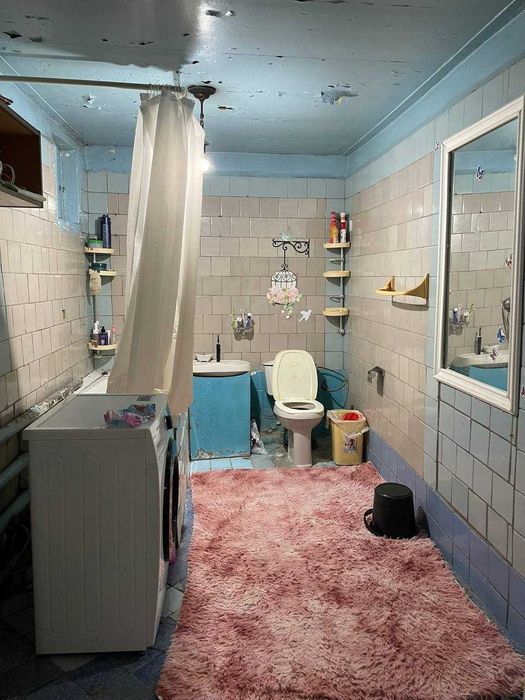 Куйлюк продается земля 4.5 сот, Дом 2.5, 7 спальных, Бассейн + Сауна