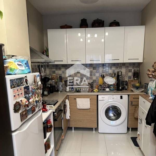 Продава се Двустаен апартамент в Хасково, Училищни - 55 кв.м за 1270 €/кв.м - Снимка #4