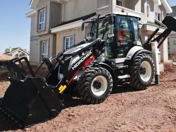 Аренда трактора гидромек петушок