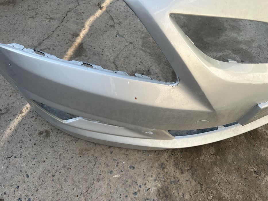 Передний бампер на Хендай акцент