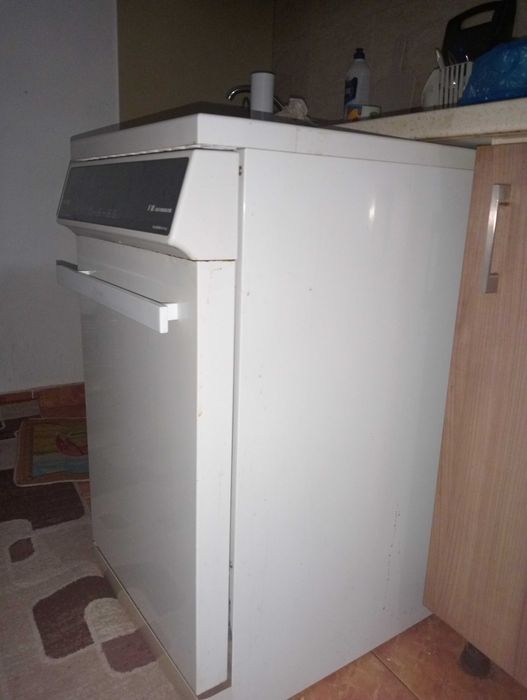 Продаю посудомойку