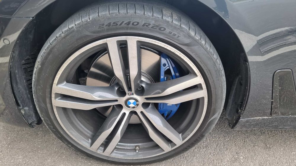 Летни гуми 245/40/20, 2 бр.  235/75/20, 2 броя PZERO за БМВ 7, спорт,