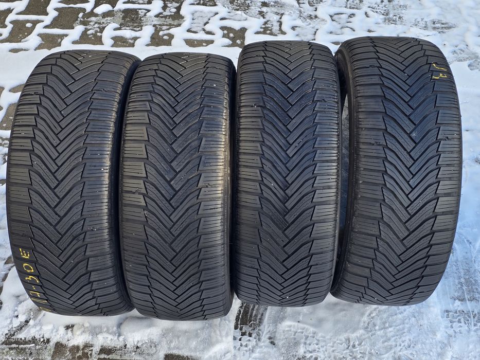 225 50 17 Michelin