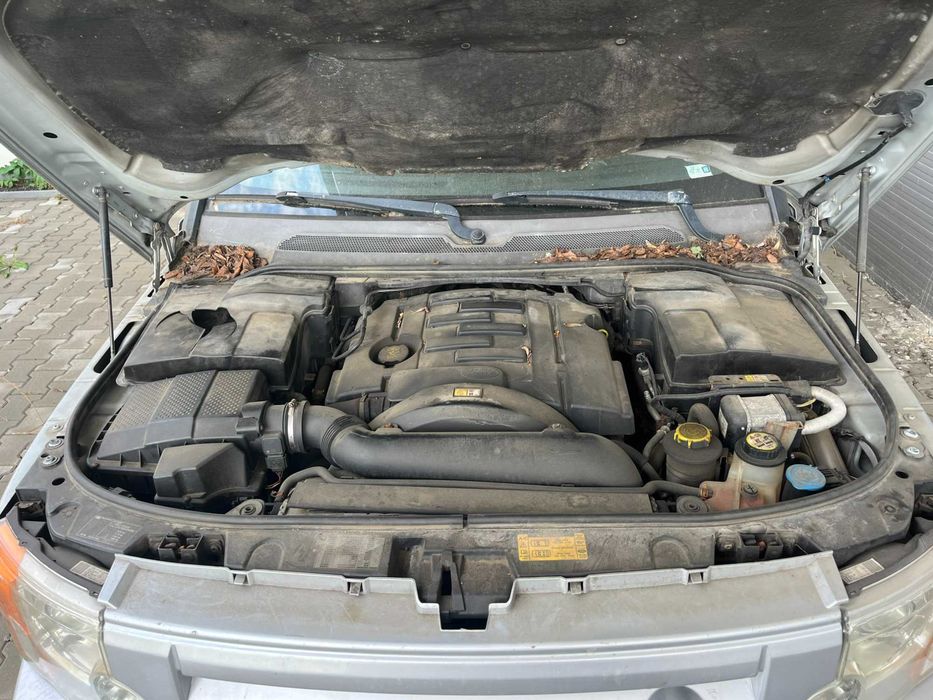 Dezmembrez Land Rover Discovery 3 gri argintiu 2,7 diesel automat an 2008