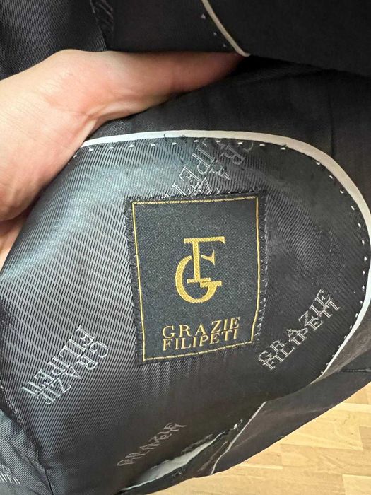 Costum italian gri pentru bărbați Grazie Filipeti (100% lână)