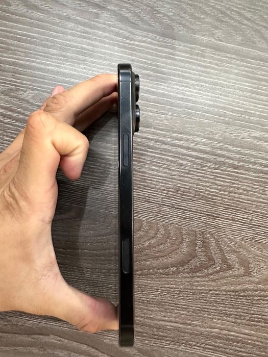 iPhone 16 Pro Max Esim