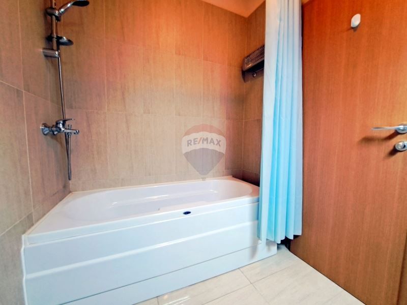 Продава се Тристаен апартамент в Балчик - 114 кв.м за 860 €/кв.м - Снимка #12