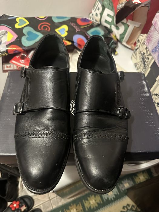 Vand pantofi barbatesti