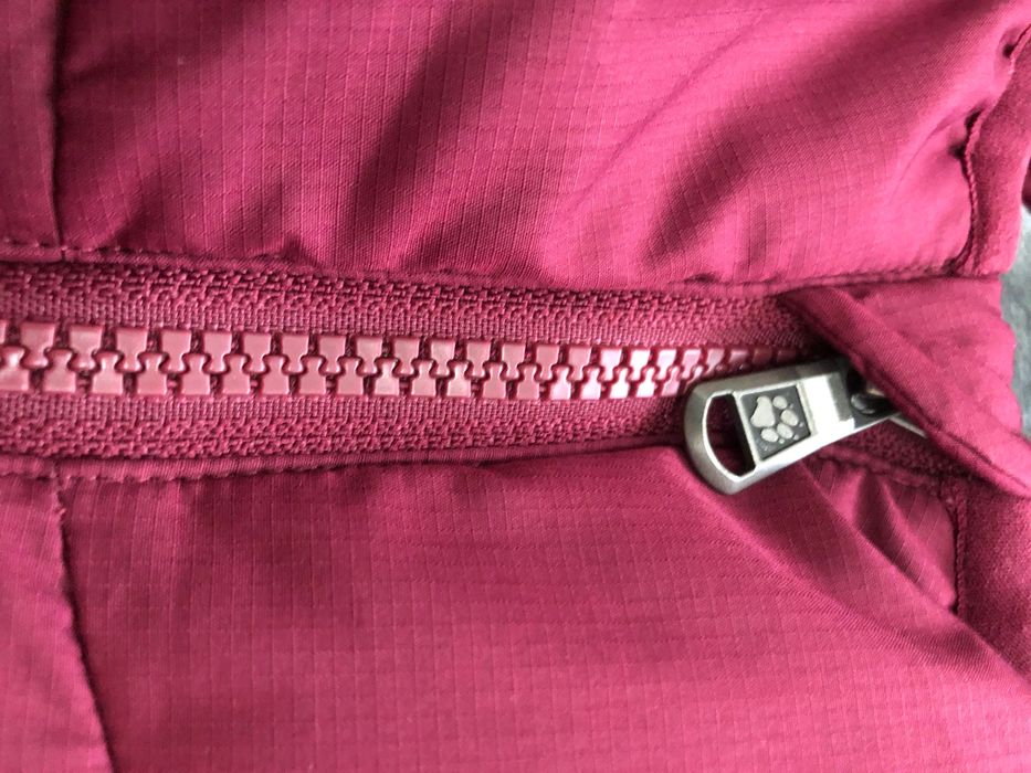 Geaca iarna Jack Wolfskin femei M nouă