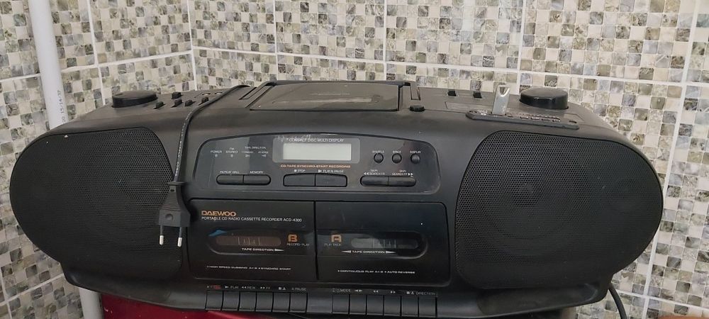 Магнитофон daewoo