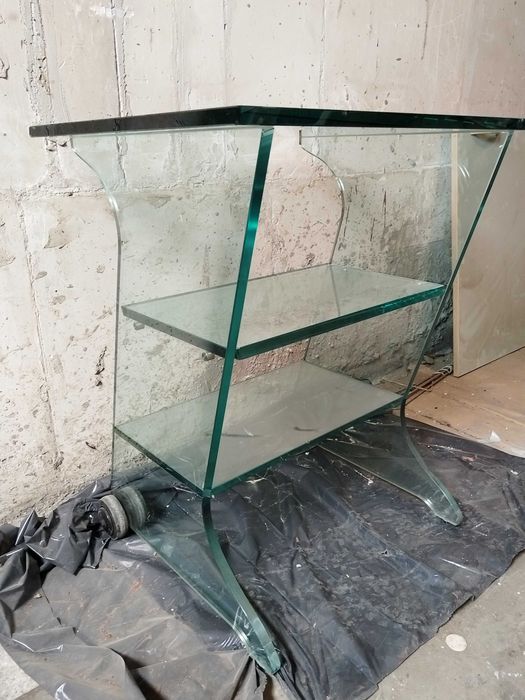 Италианска дизайнерска помощна бар маса