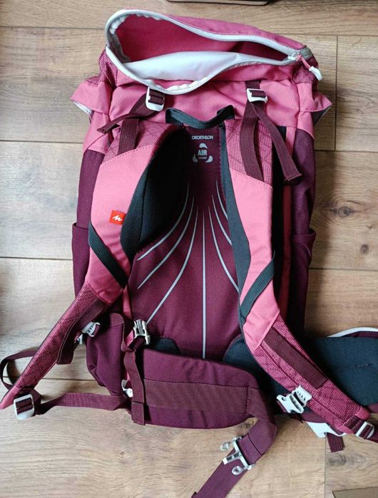 Туристическа раница 30 л Quechua Decathlon