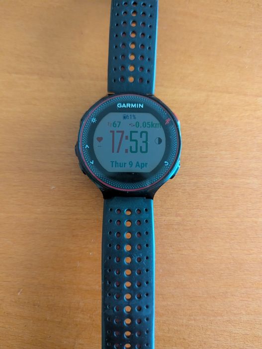 Garmin Forerunner 235