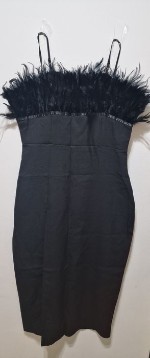 Rochie de seara cu pene