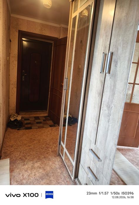 Продам 2 комнатную квартиру