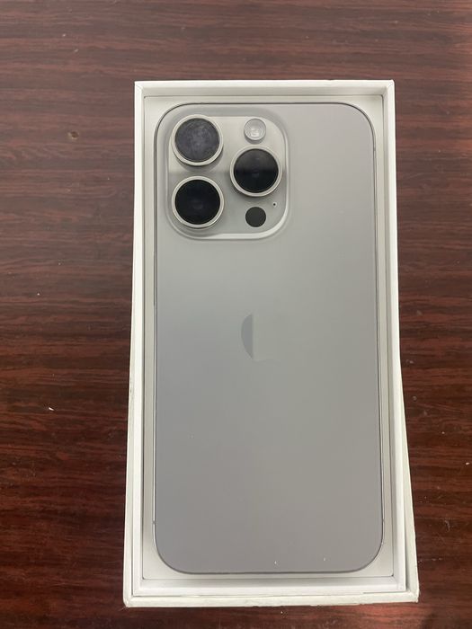 Iphone 15 pro natural titanum