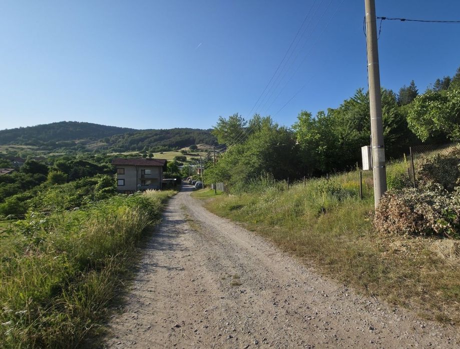 Продава се Парцел в с. Люлин, Област Перник - 783 кв.м за 103 €/кв.м - Снимка #6