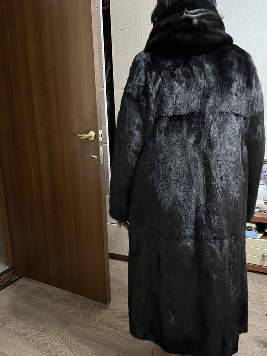 Продам шубу норковую