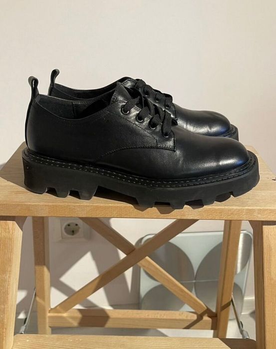 Ботинки из натуральной кожи 40 размер