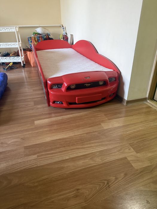 Продам детскую кровать