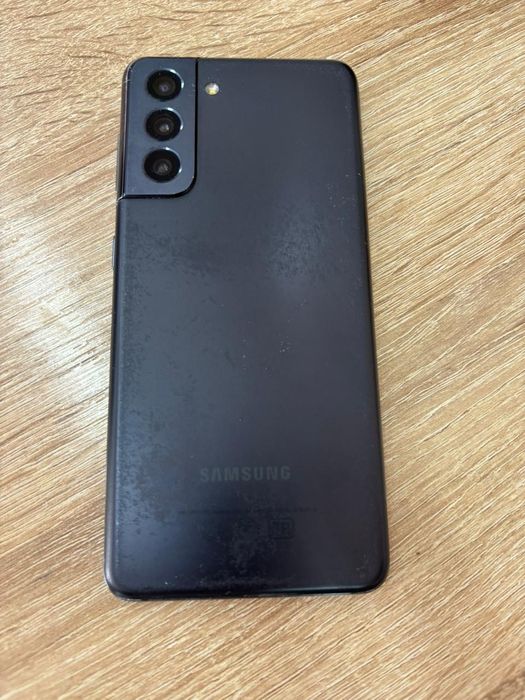 Samsung S21 5G  .