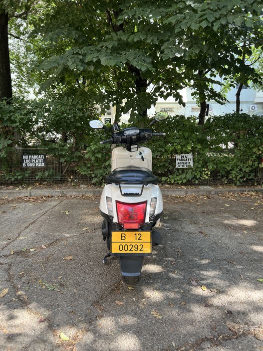 Scuter kymco like 50 fara permis