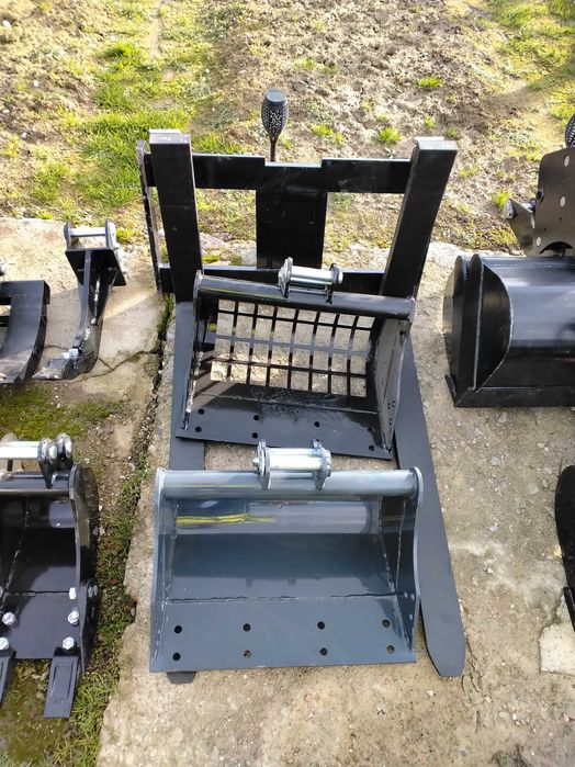 Мини багер нов внос от Китай