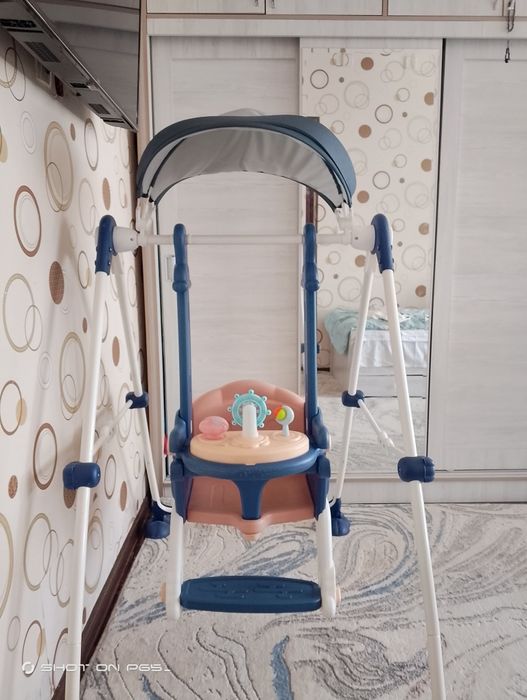 Детские качели+игрушки