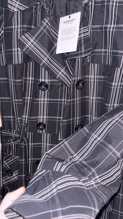 Jacheta Burberry negru NOUA