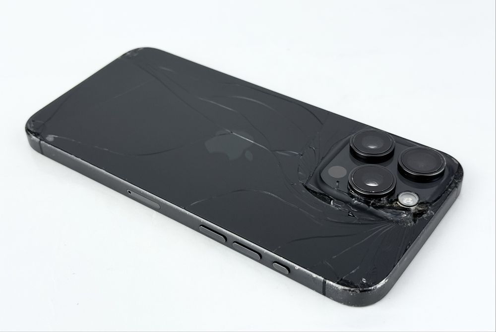 Apple iPhone 15 Pro Max 256GB Titanium Black Отличен