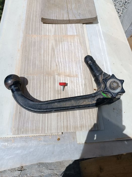 Теглич,нов ,мобилен с ключ