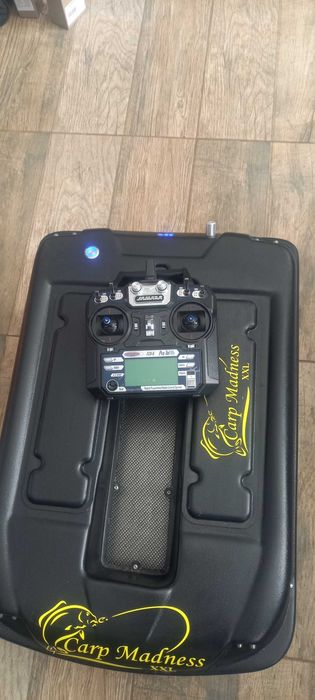 Лодка за захранка karp madness XXL