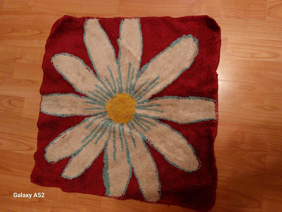 Продавам   пътеки