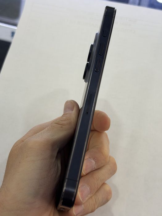 iPhone 15 Pro Max. 256 83 %