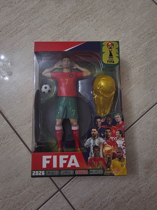 Купа WORLD CUP FIFA 2026 Купа Световно в кутия Играчки Роналдо Меси Ямал