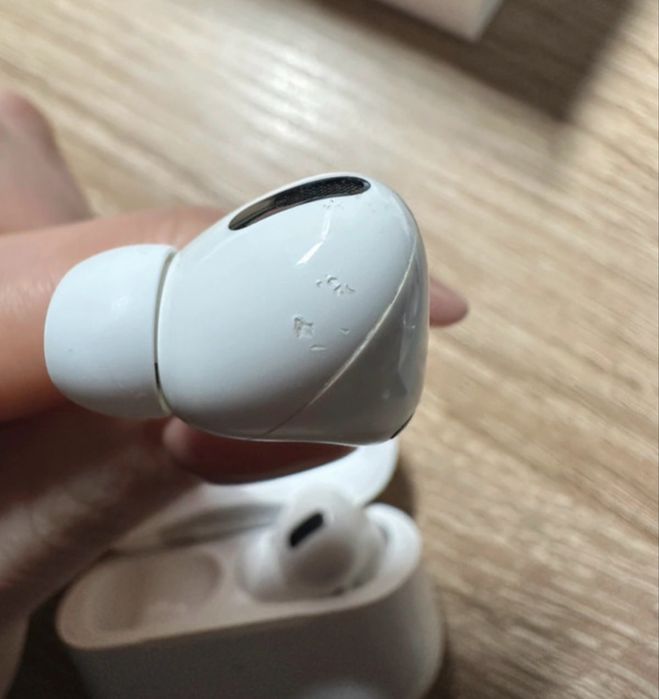 Apple airpods pro