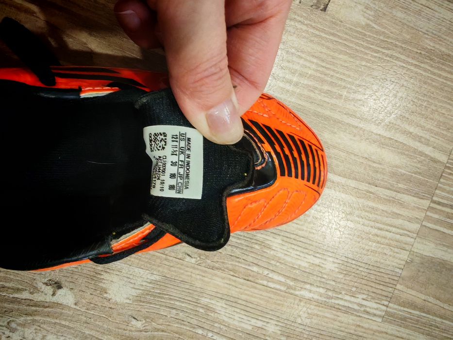 Бутсы 30 размер...