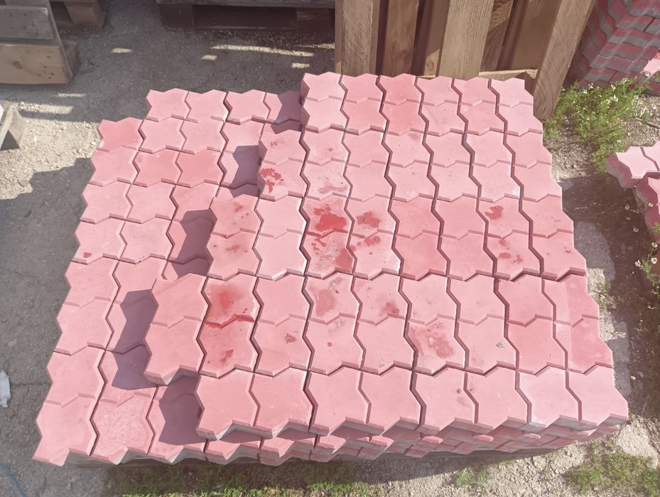 Бетонови плочи и павета