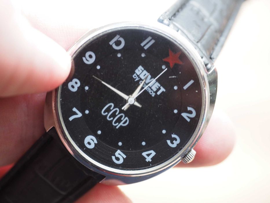 Ceas bărbătesc mecanic sovietic „Cosmos” 39 mm