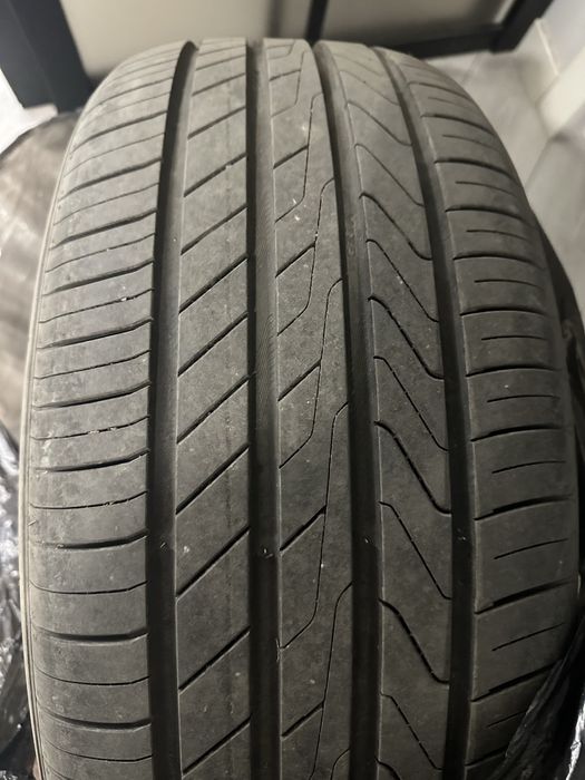 Шины летние Giti 235/50 R19