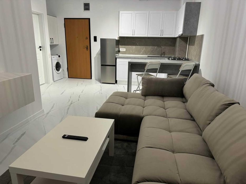 Apartament cochet de închiriat, zona linistita